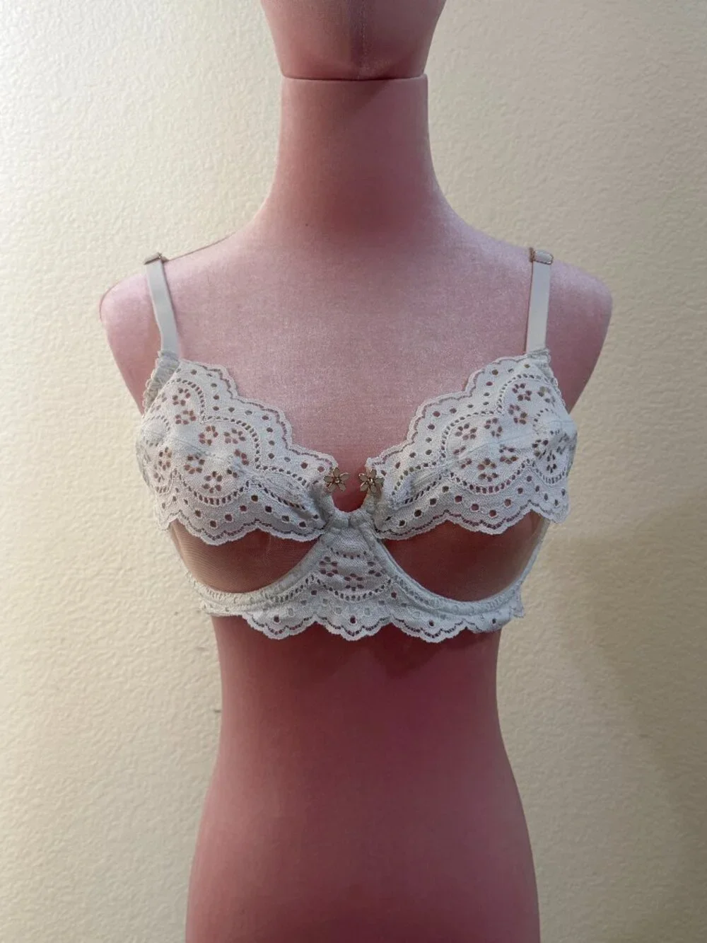 Bombshell Broderie Unlined Lace Balconette Bra
